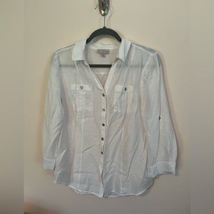 White button up shirt size M